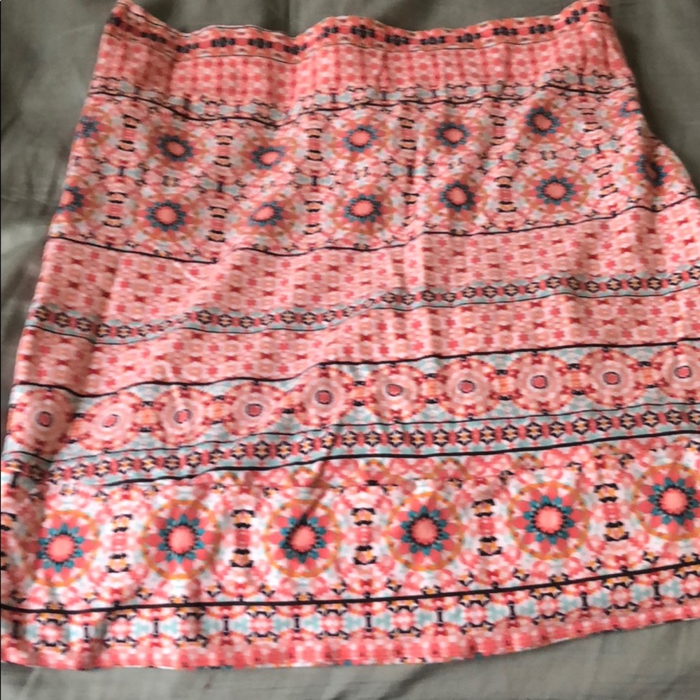 BNWT torrid size 4 pencil skirt